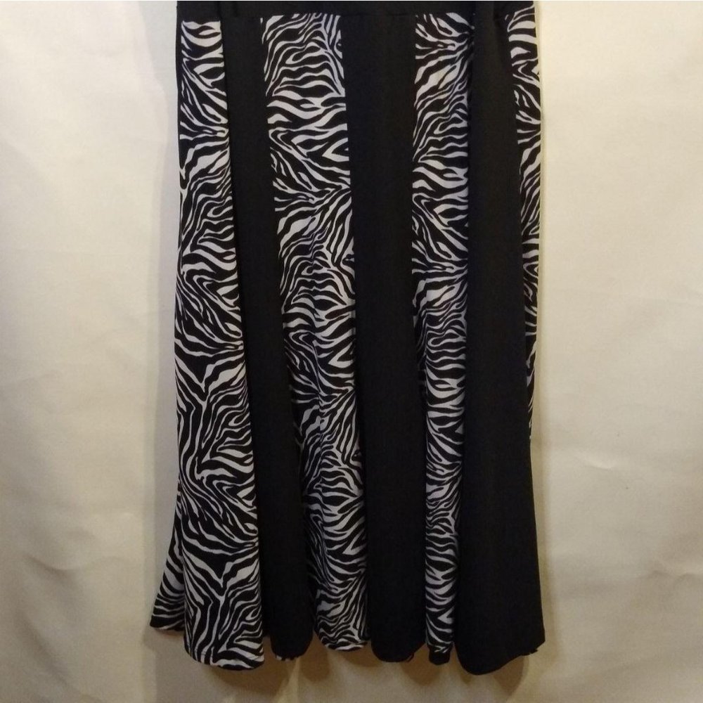 Maxi Dress Black White Zebra 16W NWT - Picture 2 of 8